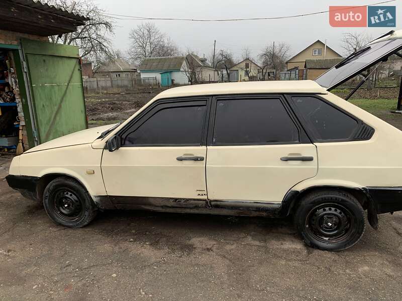 Хетчбек ВАЗ / Lada 2109 1988 в Бахмачі фото 7 Хетчбек ВАЗ / Lada 2109 1988 в Бахмачі