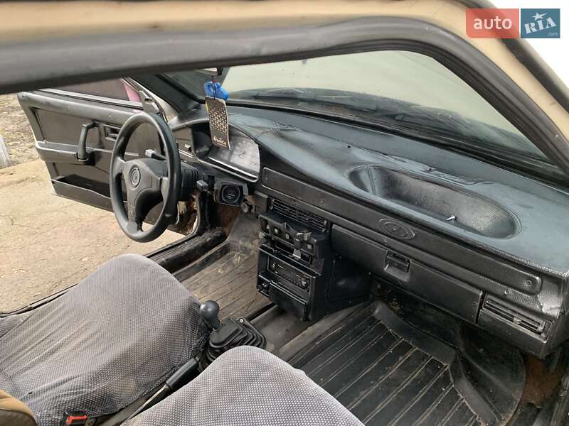 Хетчбек ВАЗ / Lada 2109 1988 в Бахмачі фото 11 Хетчбек ВАЗ / Lada 2109 1988 в Бахмачі