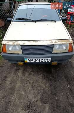 Хэтчбек ВАЗ / Lada 2109 1990 в Запорожье
