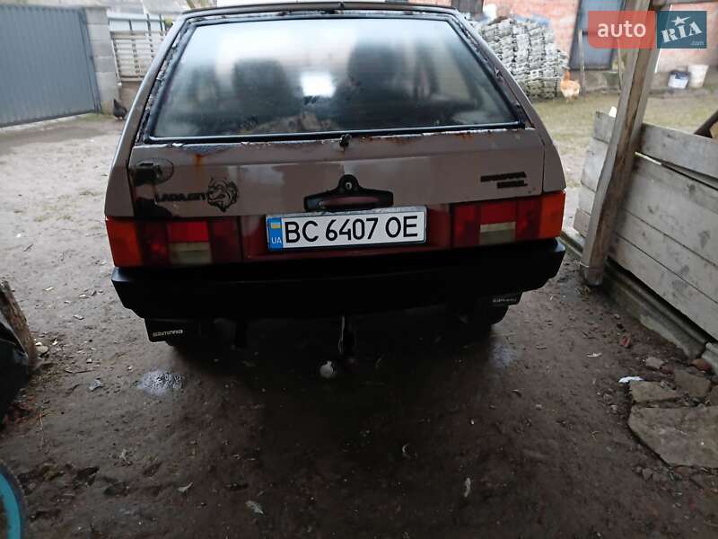Хэтчбек ВАЗ / Lada 2109 1992 в Львове фото 12 Хэтчбек ВАЗ / Lada 2109 1992 в Львове