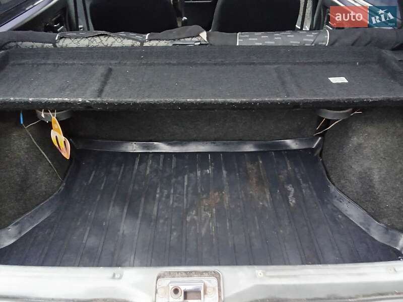 Хэтчбек ВАЗ / Lada 2109 2006 в Сваляве фото 7 Хэтчбек ВАЗ / Lada 2109 2006 в Сваляве