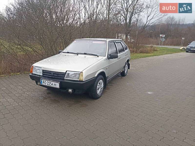 Хэтчбек ВАЗ / Lada 2109 2006 в Сваляве фото 2 Хэтчбек ВАЗ / Lada 2109 2006 в Сваляве