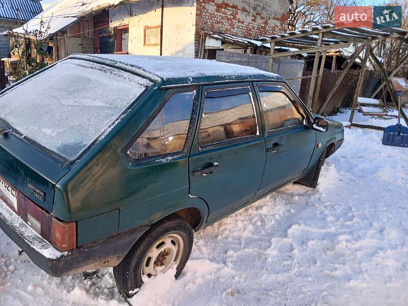 Хетчбек ВАЗ / Lada 2109 1989 в Бібрці