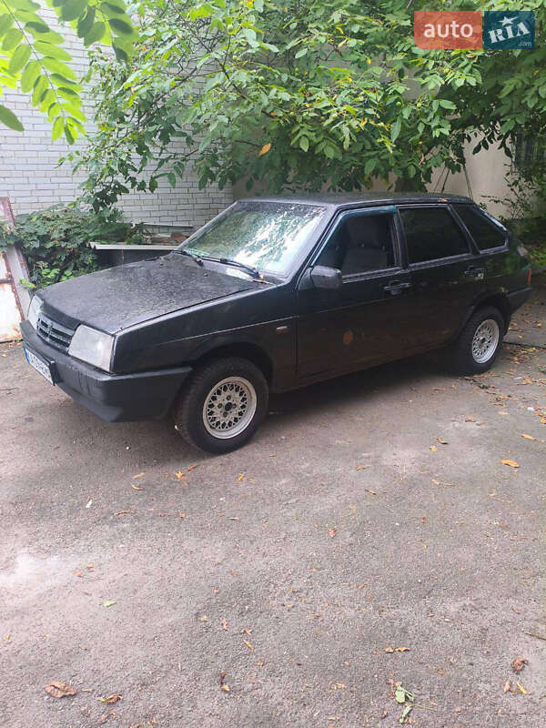 Хэтчбек ВАЗ / Lada 2109 2009 в Киеве