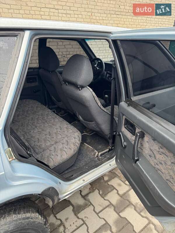 Хетчбек ВАЗ / Lada 2109 2004 в Звягелі