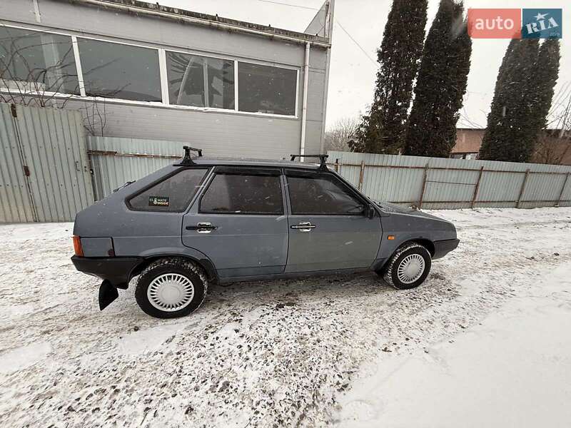 Хэтчбек ВАЗ / Lada 2109 2010 в Хмельницком