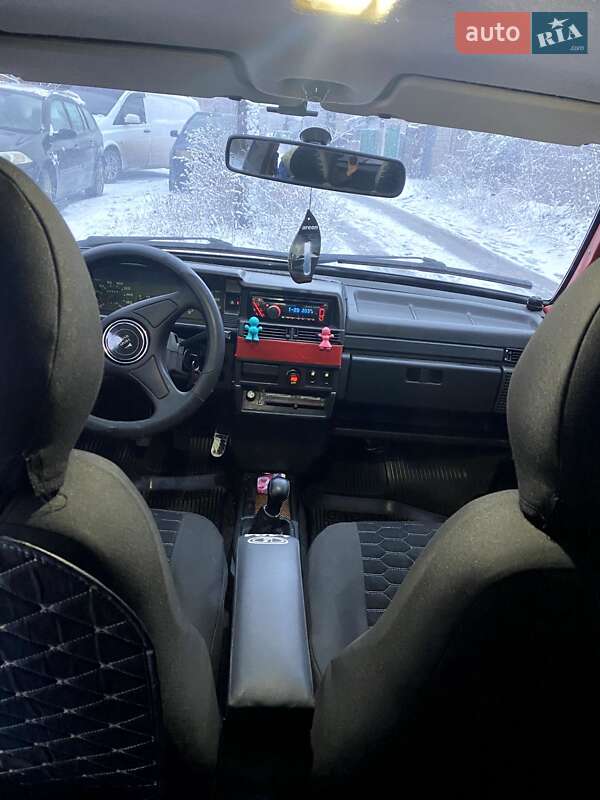 Хетчбек ВАЗ / Lada 2109 2004 в Харкові