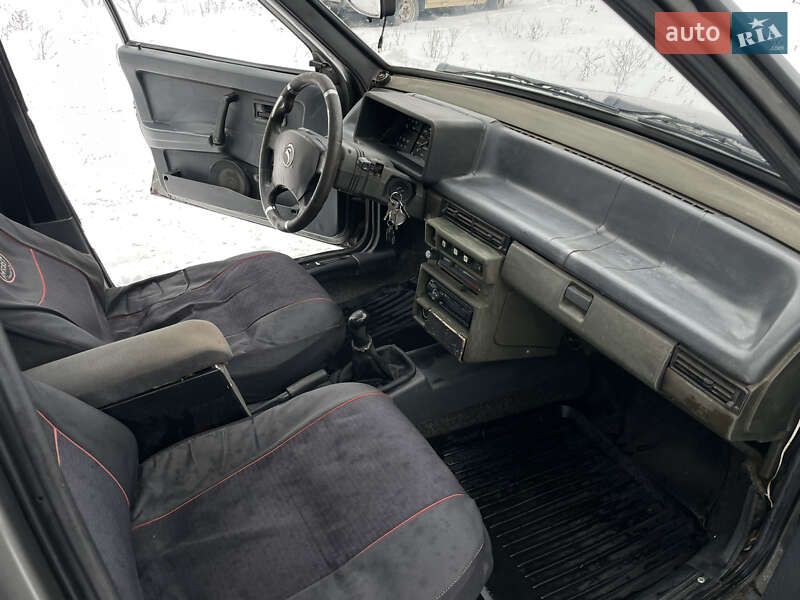 Хэтчбек ВАЗ / Lada 2109 1990 в Василькове фото 15 Хэтчбек ВАЗ / Lada 2109 1990 в Василькове