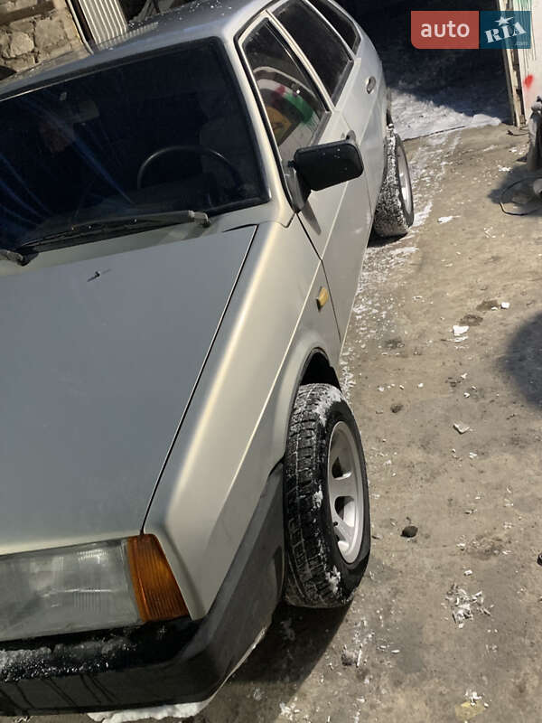 Хэтчбек ВАЗ / Lada 2109 2006 в Теофиполе фото 7 Хэтчбек ВАЗ / Lada 2109 2006 в Теофиполе