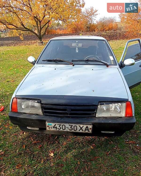 Хэтчбек ВАЗ / Lada 2109 1993 в Балаклее