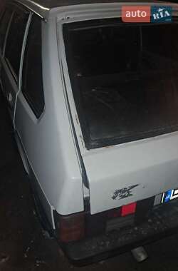 Хэтчбек ВАЗ 2109 1992 в Стрые