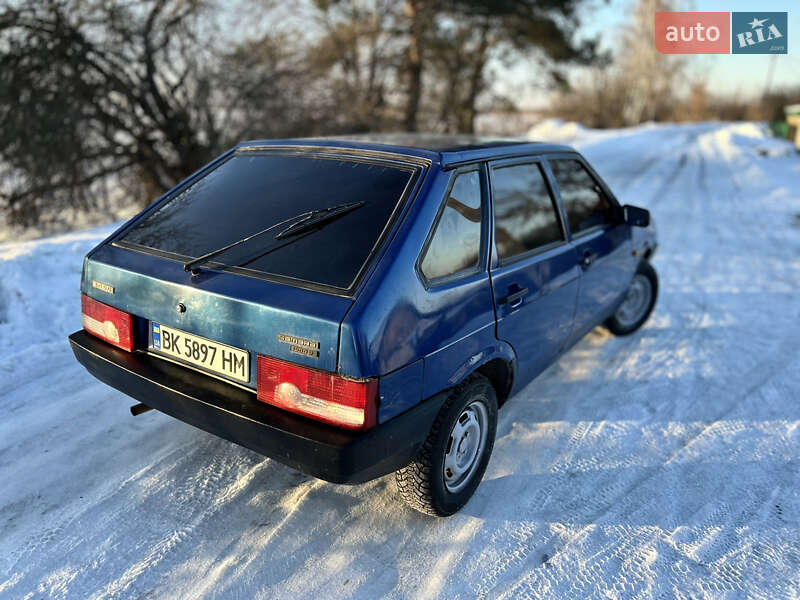 Хэтчбек ВАЗ / Lada 2109 2006 в Мирополе