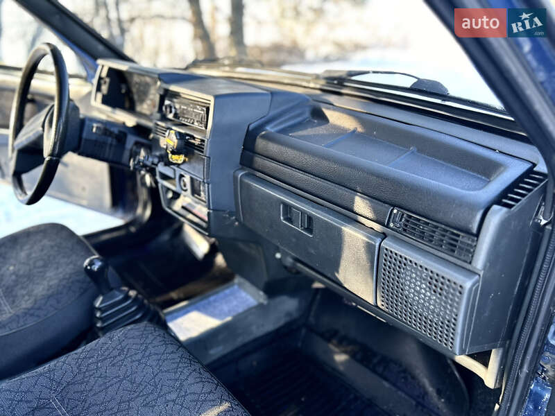 Хэтчбек ВАЗ / Lada 2109 2006 в Мирополе