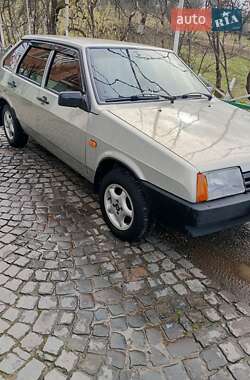 Хэтчбек ВАЗ / Lada 2109 2007 в Мукачево
