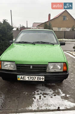 Хэтчбек ВАЗ / Lada 2109 2001 в Никополе