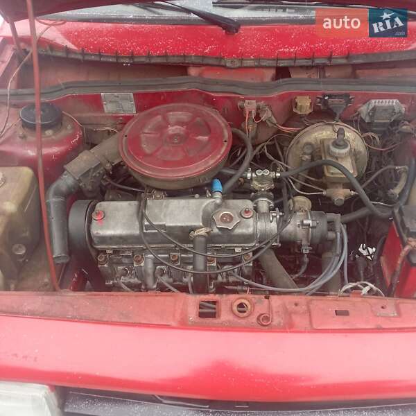 Хэтчбек ВАЗ / Lada 2109 1990 в Хороле