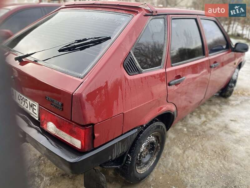 Хэтчбек ВАЗ / Lada 2109 1992 в Тернополе фото 5 Хэтчбек ВАЗ / Lada 2109 1992 в Тернополе