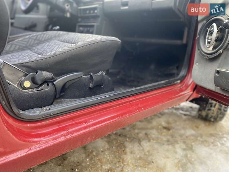 Хэтчбек ВАЗ / Lada 2109 1992 в Тернополе фото 15 Хэтчбек ВАЗ / Lada 2109 1992 в Тернополе