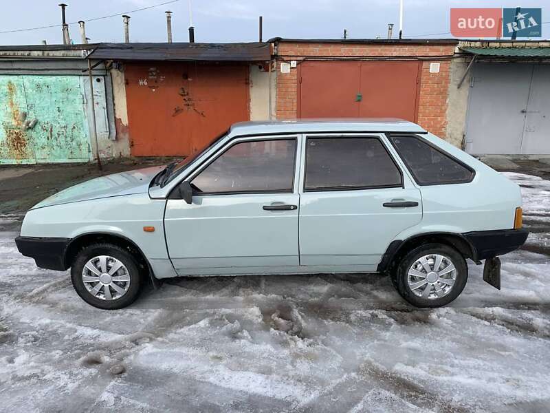 Хэтчбек ВАЗ / Lada 2109 1992 в Полтаве фото 5 Хэтчбек ВАЗ / Lada 2109 1992 в Полтаве