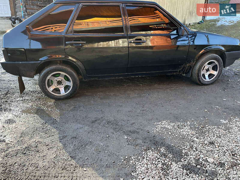 Хэтчбек ВАЗ / Lada 2109 2008 в Верховине