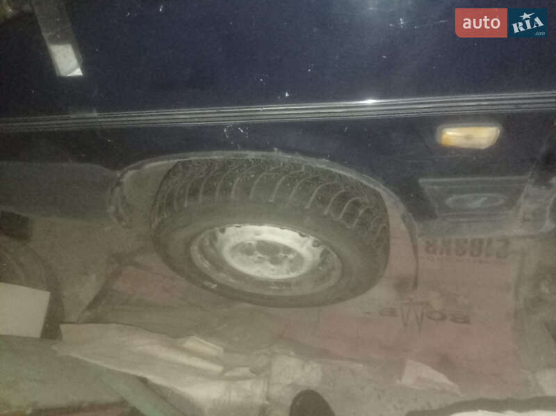 Хэтчбек ВАЗ / Lada 2109 1995 в Шостке