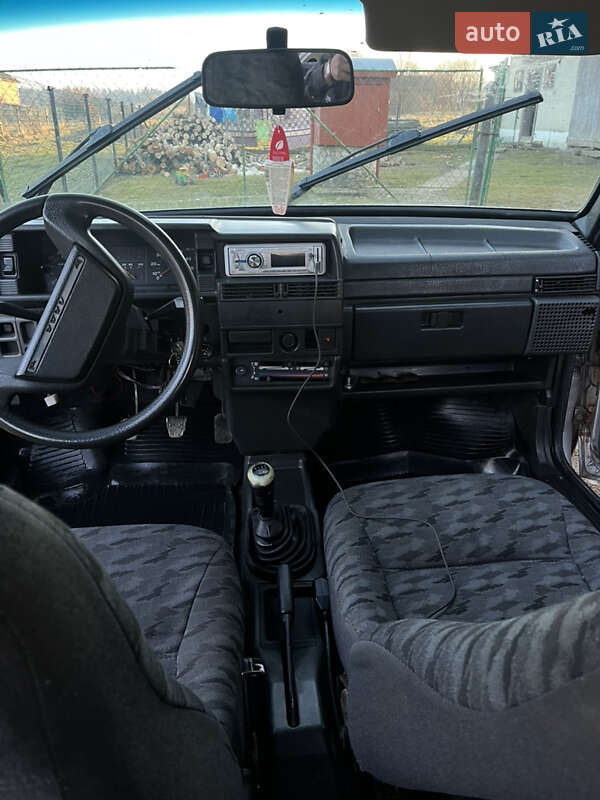 Хэтчбек ВАЗ / Lada 2109 2002 в Дрогобыче