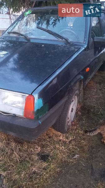 Хетчбек ВАЗ / Lada 2109 2004 в Львові