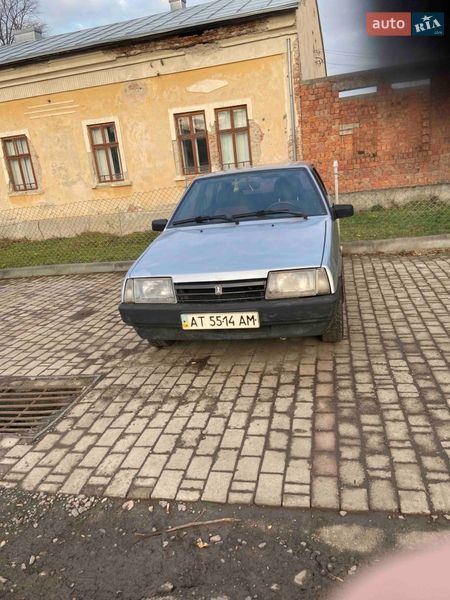 Хэтчбек ВАЗ / Lada 2109 2002 в Кутах