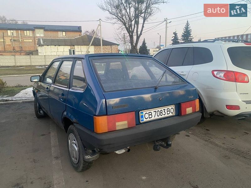 Хэтчбек ВАЗ / Lada 2109 2001 в Лубнах