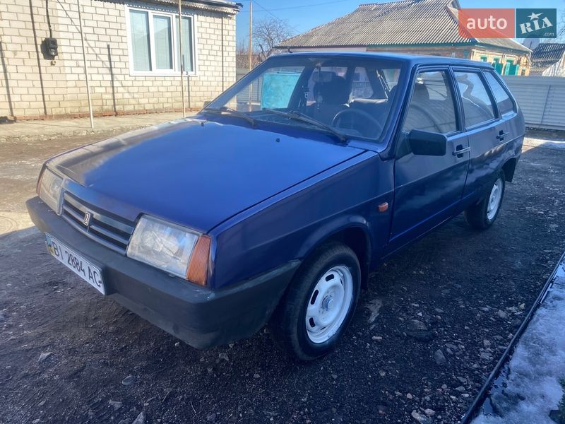 Хэтчбек ВАЗ / Lada 2109 1997 в Кобеляках фото Хэтчбек ВАЗ / Lada 2109 1997 в Кобеляках