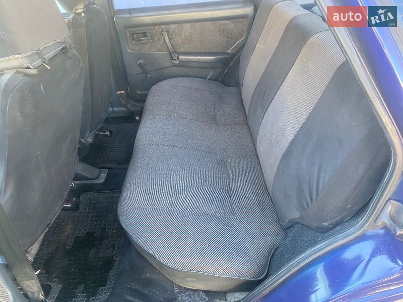 Хэтчбек ВАЗ / Lada 2109 1997 в Кобеляках фото 7 Хэтчбек ВАЗ / Lada 2109 1997 в Кобеляках