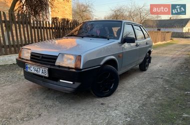 Хэтчбек ВАЗ 2109 2002 в Каменке-Бугской
