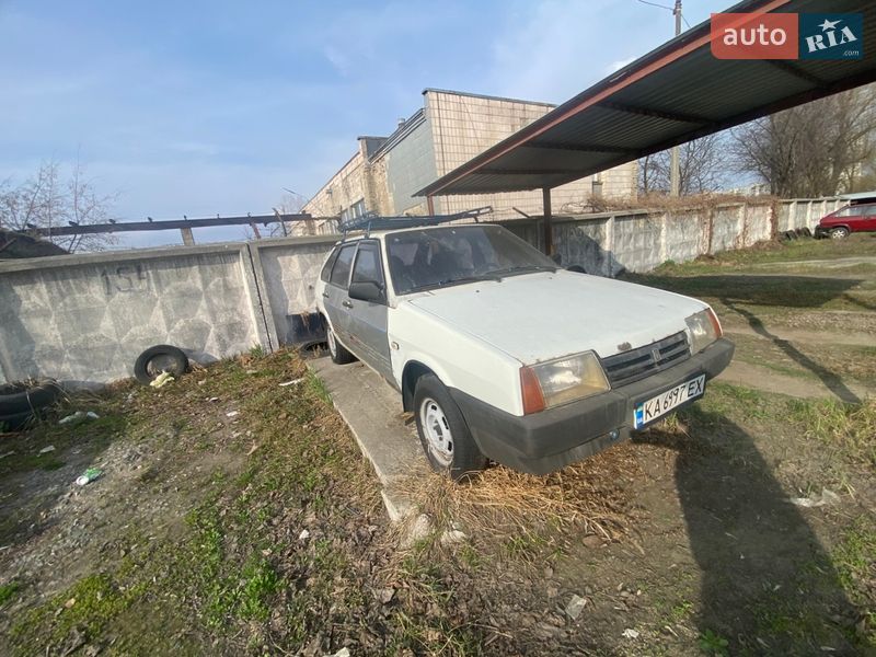 Хэтчбек ВАЗ / Lada 2109 1995 в Киеве фото 11 Хэтчбек ВАЗ / Lada 2109 1995 в Киеве