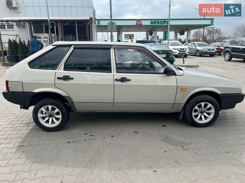 Хэтчбек ВАЗ / Lada 2109 2008 в Одессе