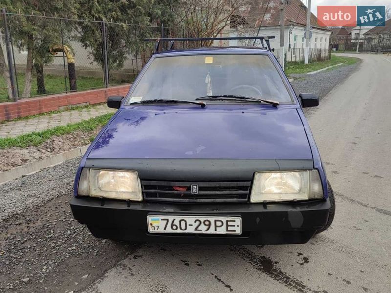 Хетчбек ВАЗ / Lada 2109 1999 в Мукачевому