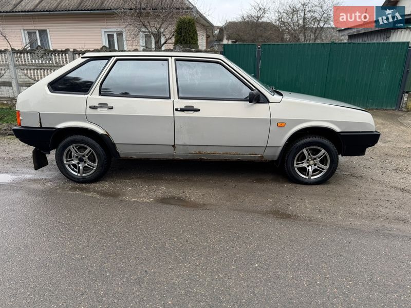 Хэтчбек ВАЗ / Lada 2109 2008 в Богородчанах