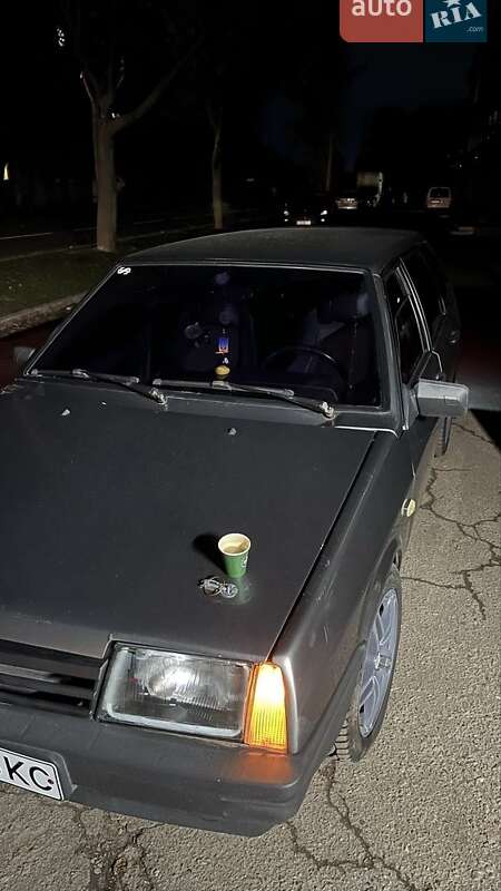 Хэтчбек ВАЗ / Lada 2109 2002 в Краснокутске