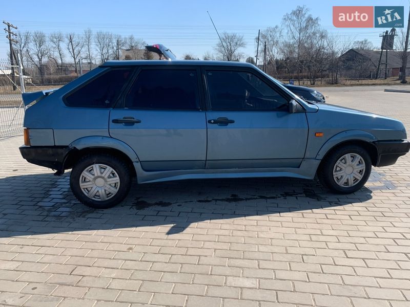 Хэтчбек ВАЗ / Lada 2109 1992 в Иваничах