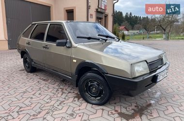 Хэтчбек ВАЗ 2109 2011 в Надворной