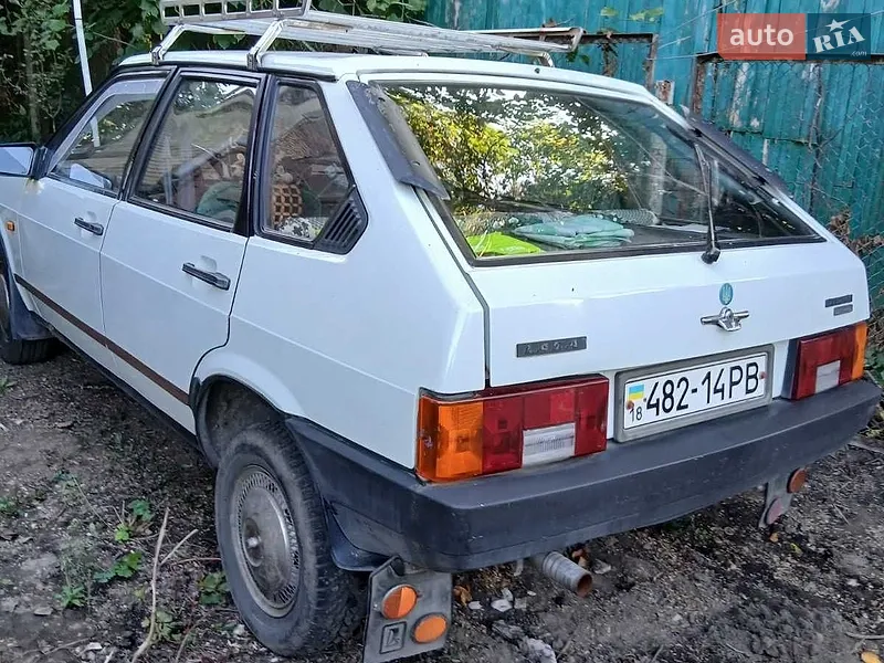ВАЗ / Lada 2109