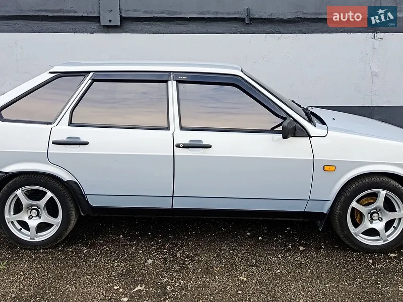 ВАЗ / Lada 2109