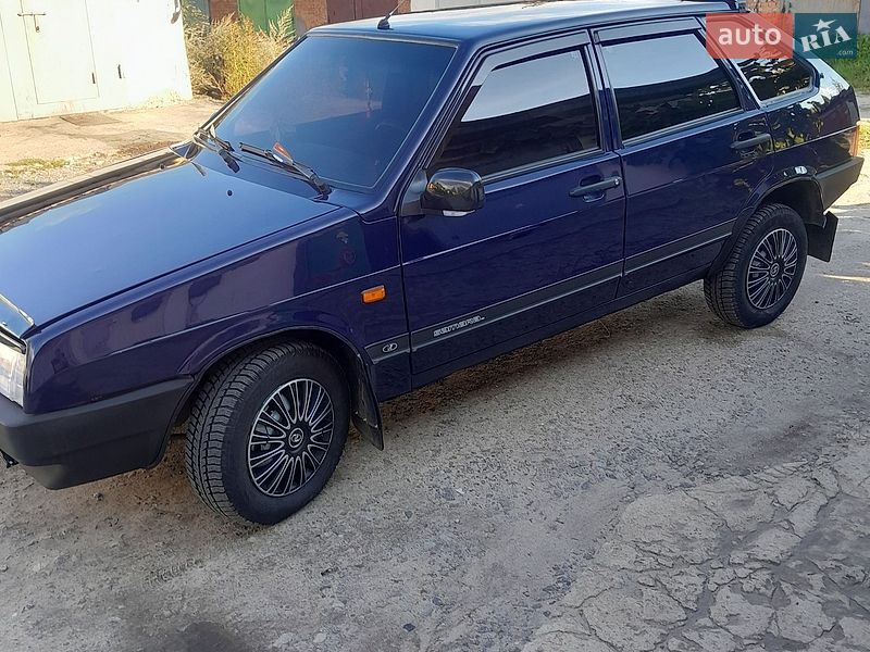 Хэтчбек ВАЗ / Lada 2109 2009 в Нетешине