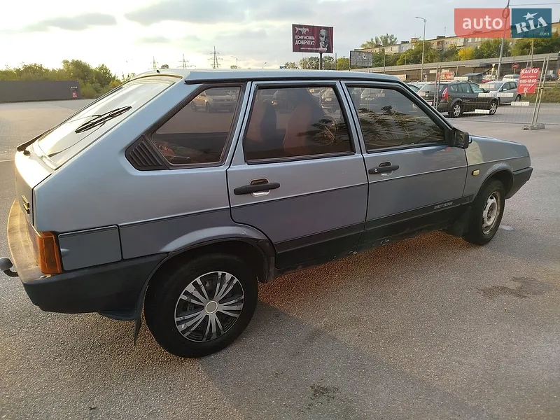 ВАЗ / Lada 2109