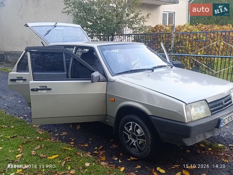 ВАЗ / Lada 2109