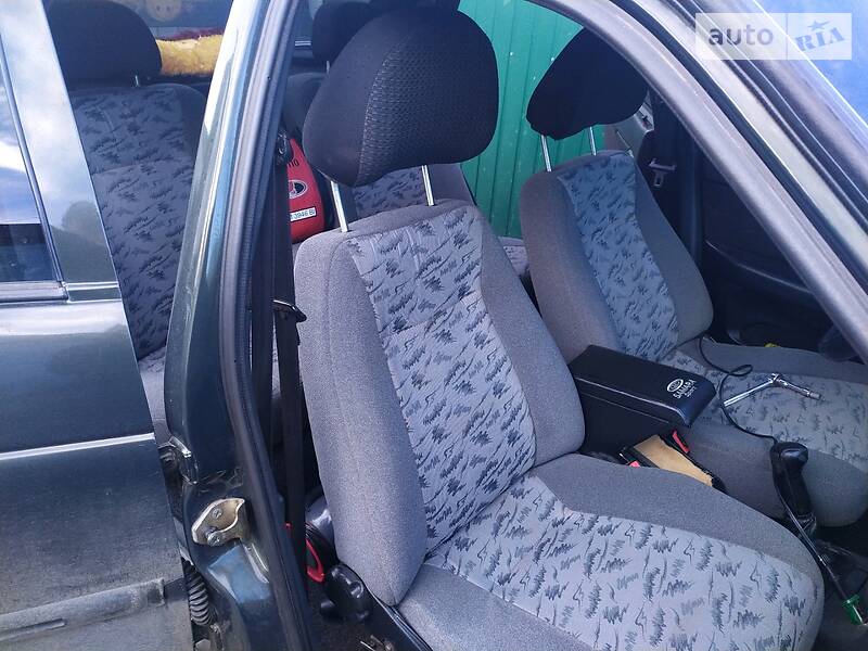 Седан ВАЗ / Lada 2110 2006 в Кролевце