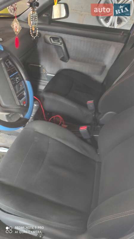 Седан ВАЗ / Lada 2110 2002 в Новомосковську