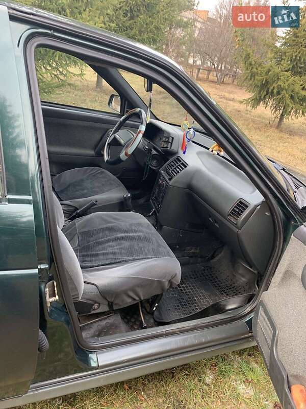 Седан ВАЗ / Lada 2110 2004 в Белой Церкви