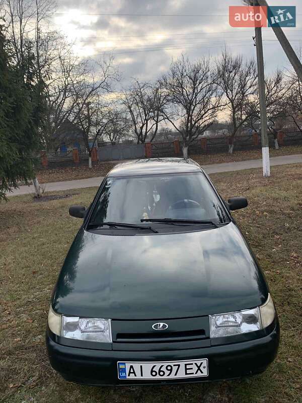 Седан ВАЗ / Lada 2110 2004 в Белой Церкви