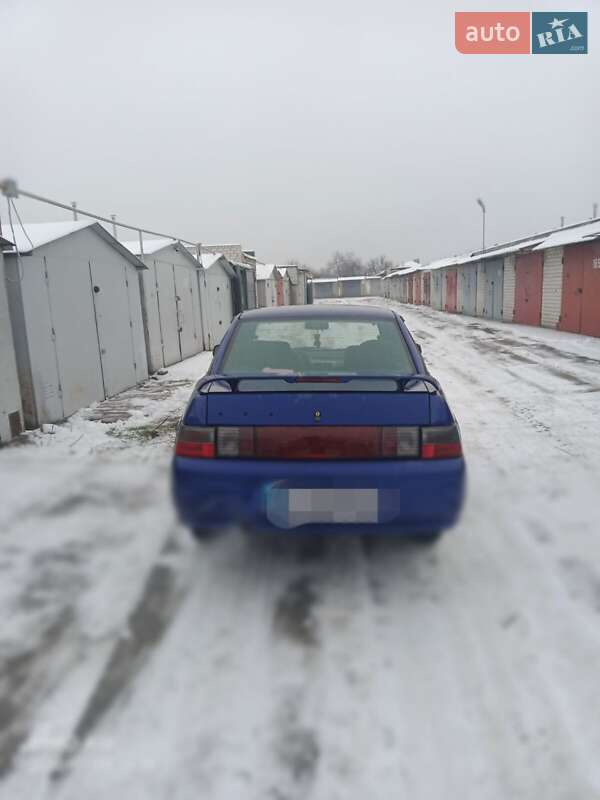 Седан ВАЗ / Lada 2110 2004 в Кременчуге