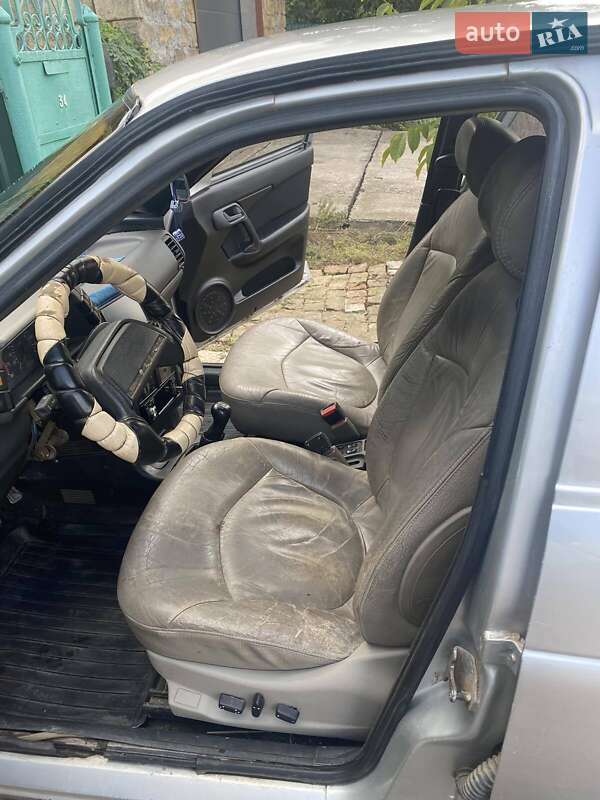 Седан ВАЗ / Lada 2110 2001 в Килии
